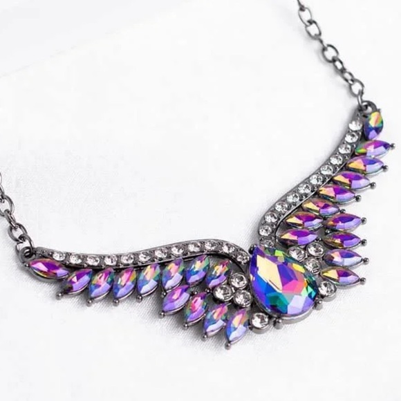 Paparazzi Jewelry - 💜🙏💜 “SMOLDERING SHIMMER” MULTI OIL SPILL NECKLACE ~ PAPARAZZI❗️💜🙏💜
